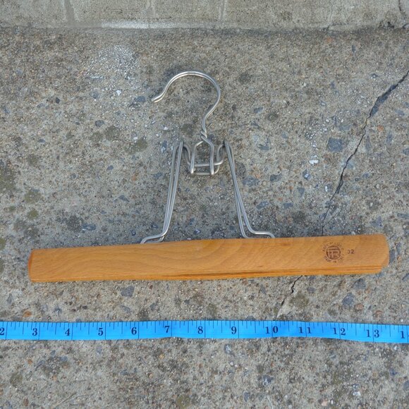 Vintage Fratelli Reguitti Brev No. 432106 32 Made in Italy Wood Pants Hanger - Picture 9 of 13